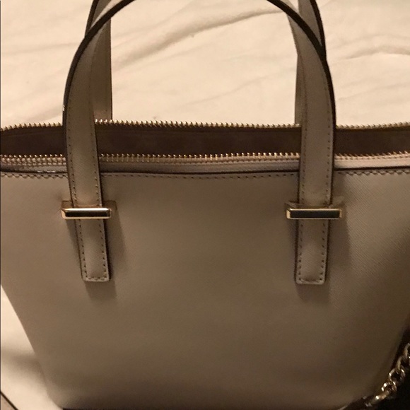 💕Kate Soade Cross Body purse💕SOLD - Picture 2 of 4